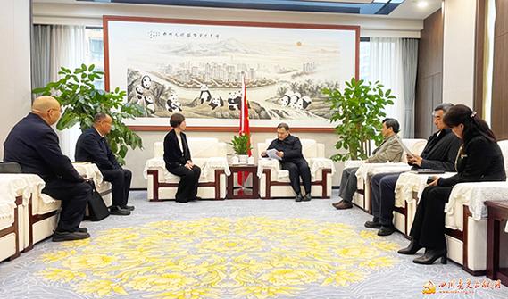 党史部门的"拳头产品",省委常委,组织部部长于立军亲自审定了编撰提纲
